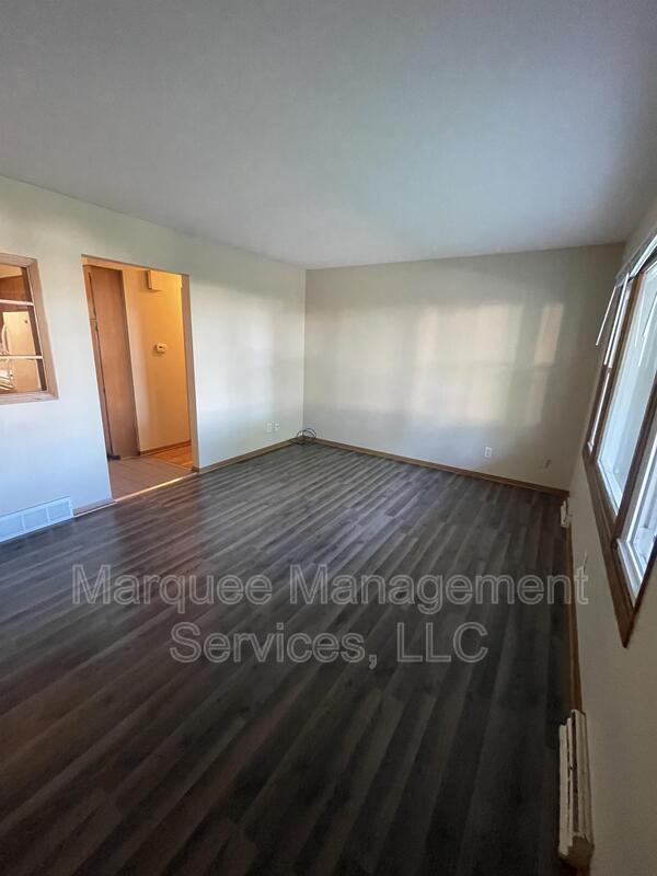 Foto del edificio - 4901 Camden Rd