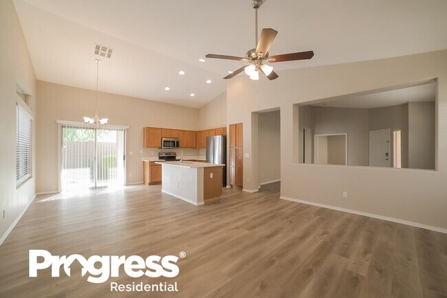 Building Photo - 40815 N Mantle Ct