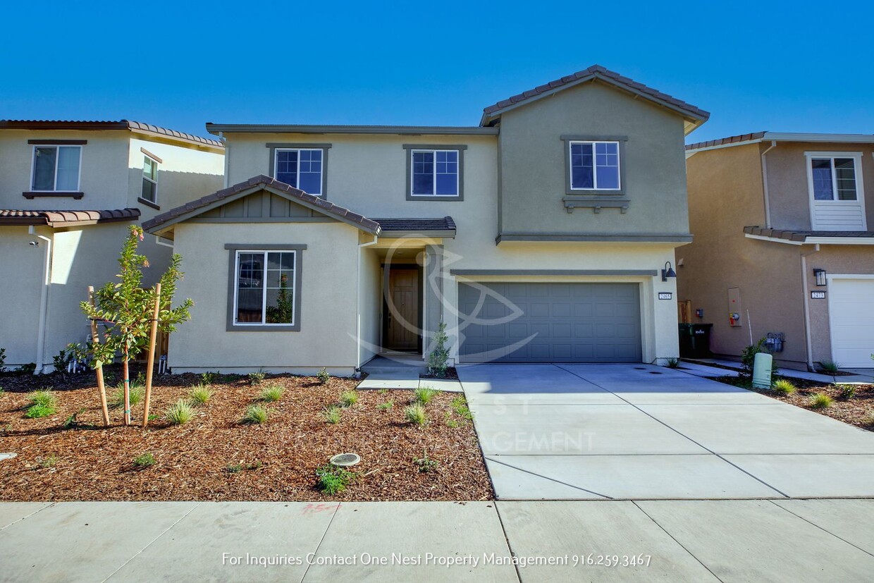 Foto principal - BRAND NEW; West Roseville home