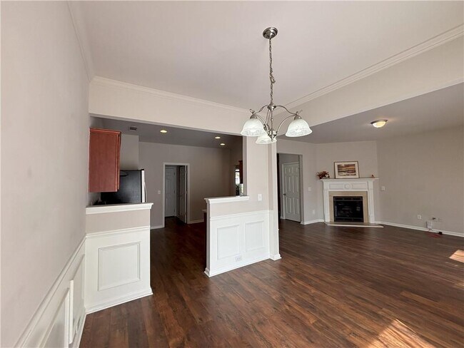Building Photo - 5610 Sterling Ct