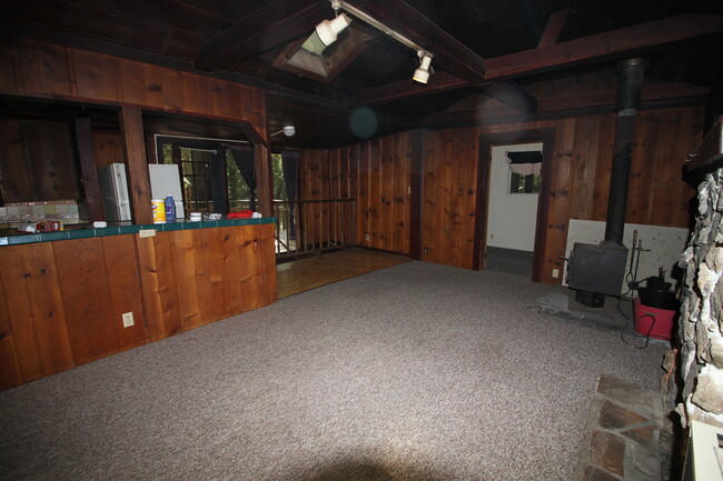 Foto del edificio - 10285 E Zayante Rd