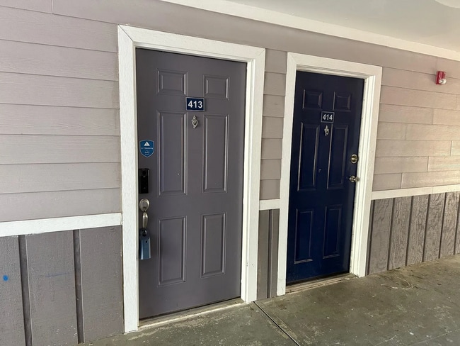 Photo - 3 Bed / 3 Bath Condo with Amenities on the 1ST Floor!