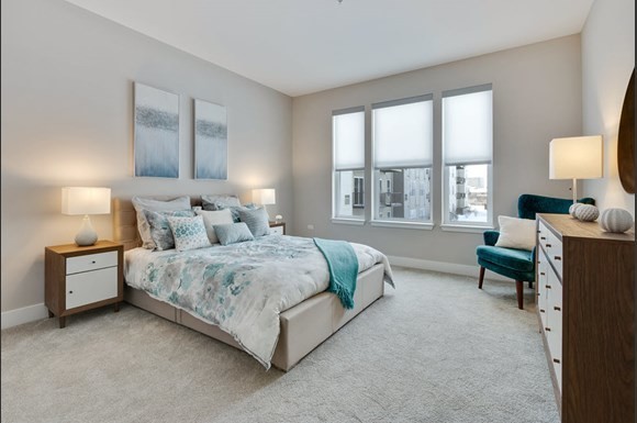 Building Photo - Great Amenities! Gorgeous Apartment Home!