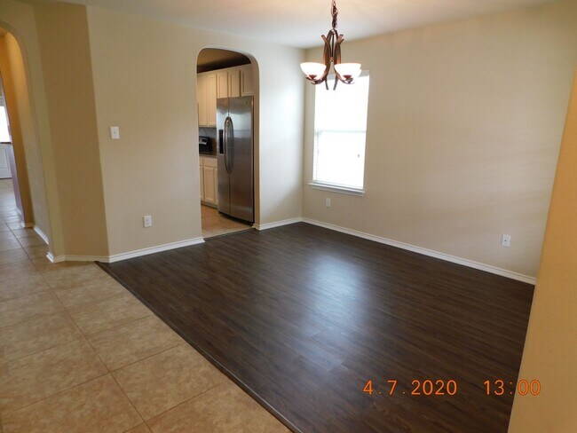 Foto del edificio - 4 Bedroom/2.5 Bath Amhurst Subdivision