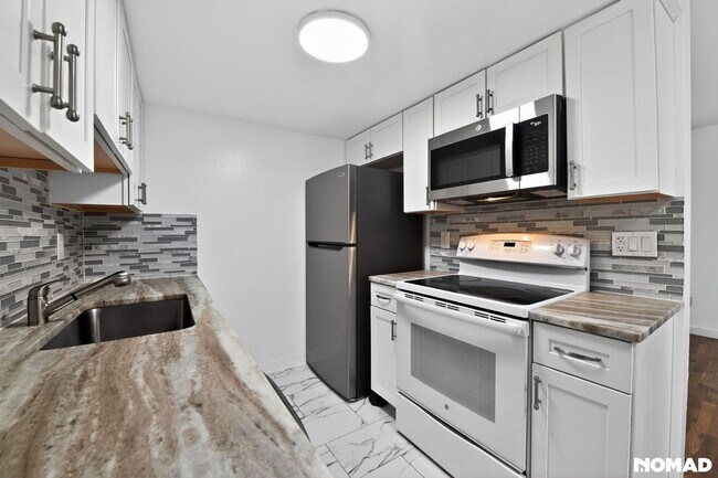 Foto del edificio - 747 W Cleveland Cir