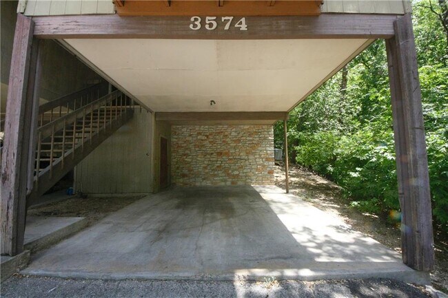 Building Photo - 3574 Ranch Rd 2222