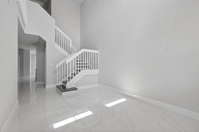 Foto del edificio - 981 SW 149th Ct