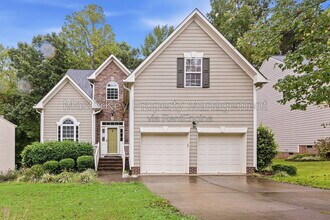 Building Photo - 225 Carolina Town Ln