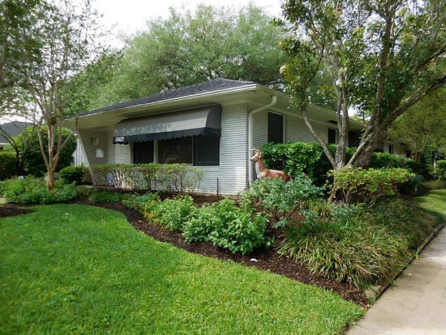 Foto del edificio - 5902 Buffalo Speedway