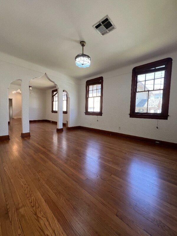 Building Photo - 222 Phosphor Ave