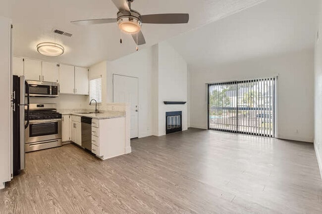 Foto del edificio - Woodmere Apartments
