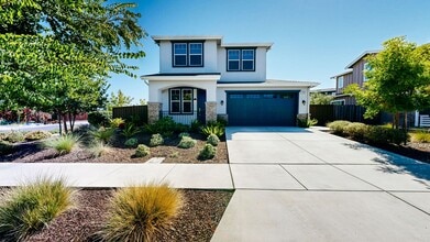 Building Photo - 1404 Dogwood Dr