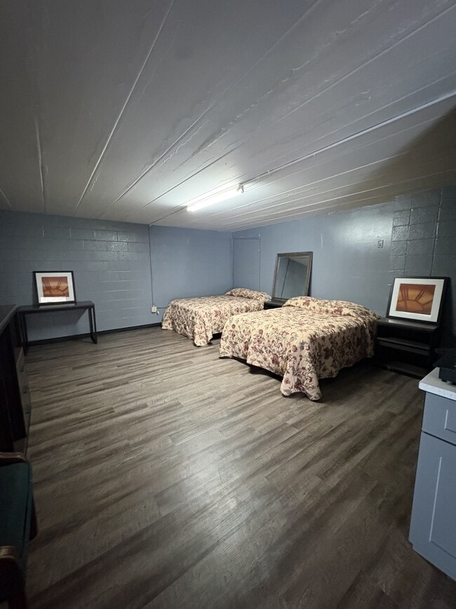 Photo - 711 Pasadena Fwy Apartment