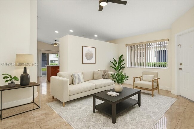 Foto del edificio - 113 Danielle Ct