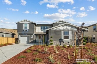 Building Photo - 7813 Lamplight Ct