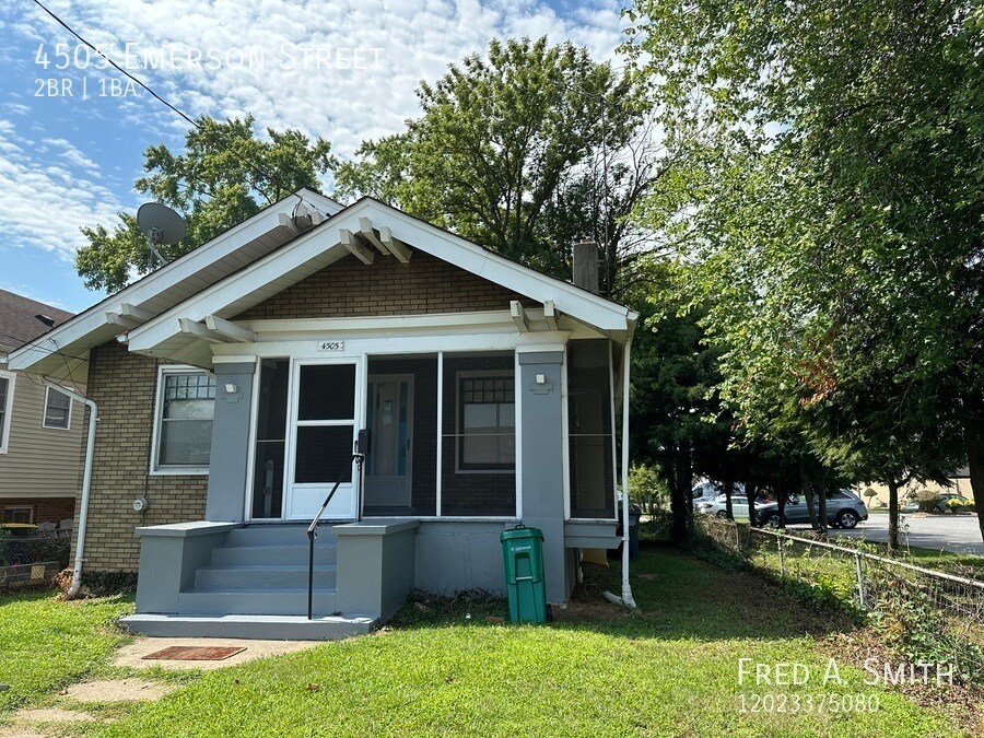 Foto principal - 4505 Emerson St