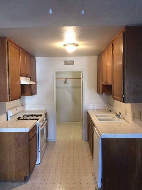 Building Photo - 21508 Golden Hills Blvd