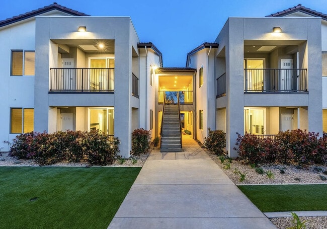 Building Photo - The Palms Luxury Apartments