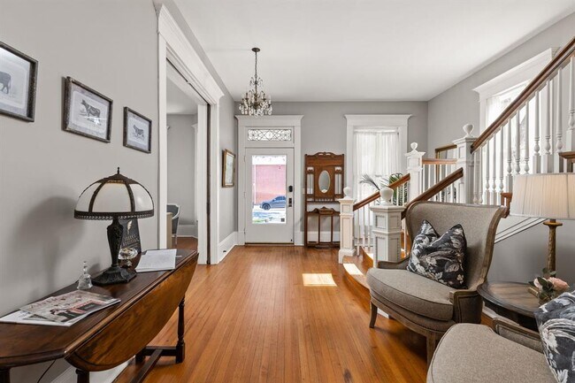 Foto del edificio - 201 Ramona St