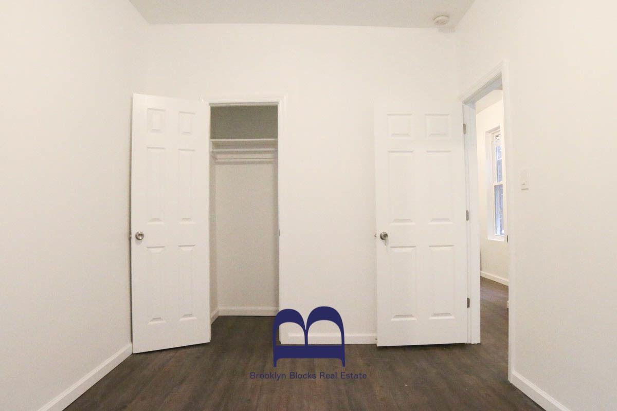 Primary Photo - 1532 St Johns Pl