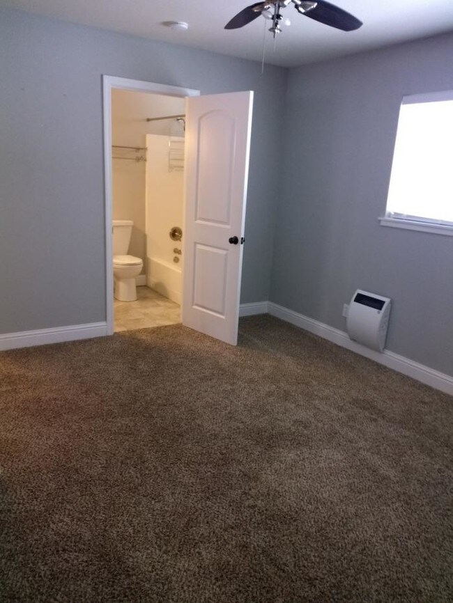 Foto del edificio - 1 bedroom in Pollock Pines CA 95726