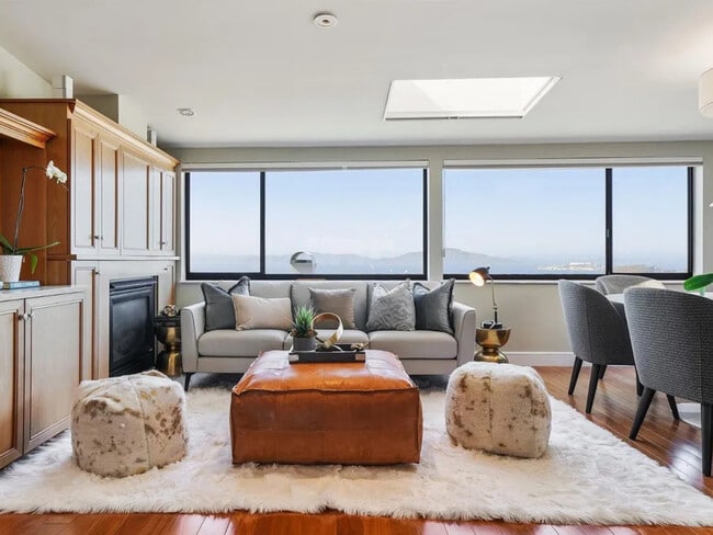 Building Photo - 2295 Vallejo St