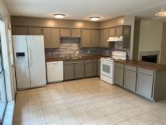 Primary Photo - 11101 Oak Branch Dr