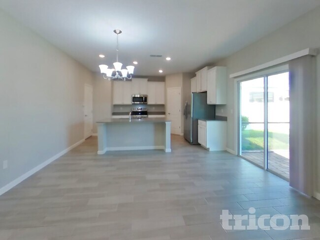 Foto del edificio - 9762 Lemon Grass Ln