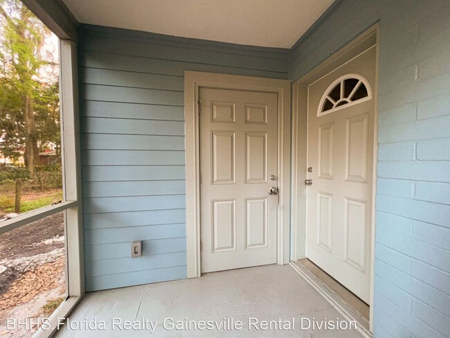 Building Photo - 2 br, 1 bath House - 1403 NW 6th Place