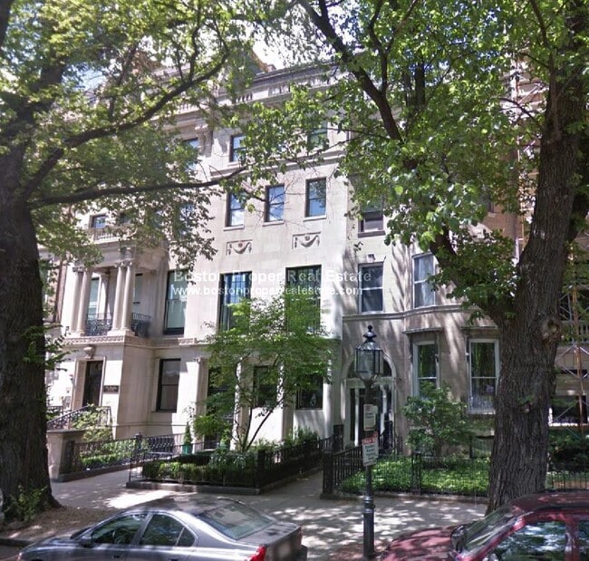 Building Photo - 403 Commonwealth Ave
