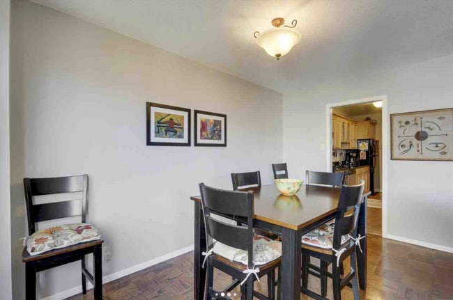 Foto del edificio - 4515 Willard Ave