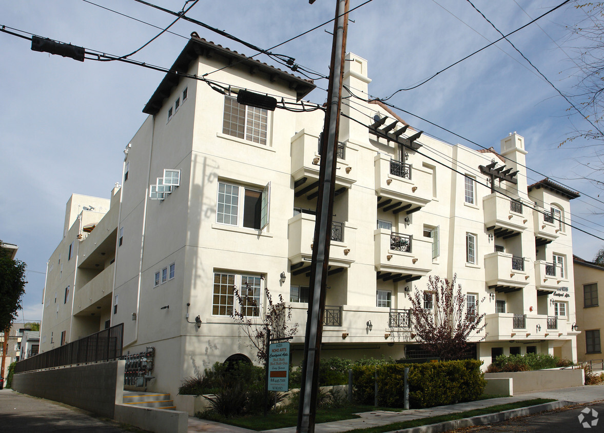 Foto del edificio - NOHO ARTS Courtyard Apts