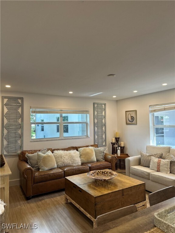 Building Photo - 780 10th Ave S