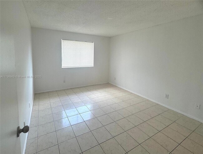 Foto del edificio - 15770 SW 106th Terrace