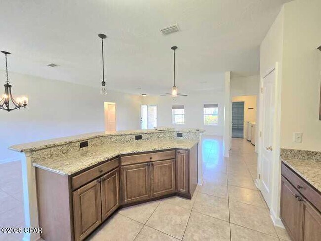 Foto del edificio - 19 Flamenco St