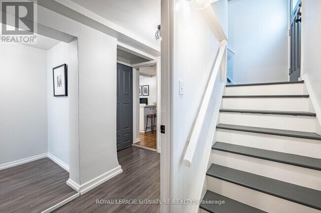 Photo du bâtiment - 6 Twelfth St