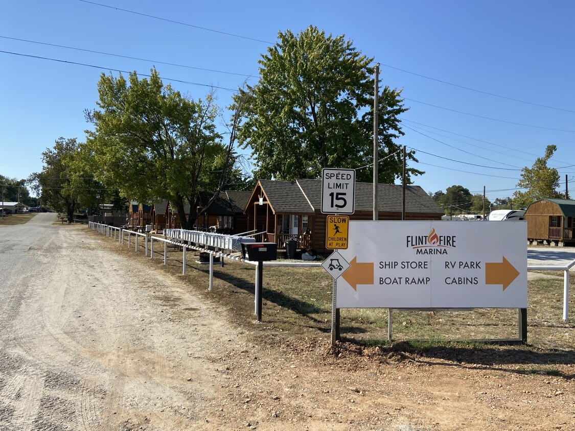 Primary Photo - 65400 E 250 Rd