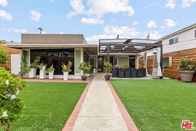 Foto del edificio - 516 1/2 Hill Street Unit