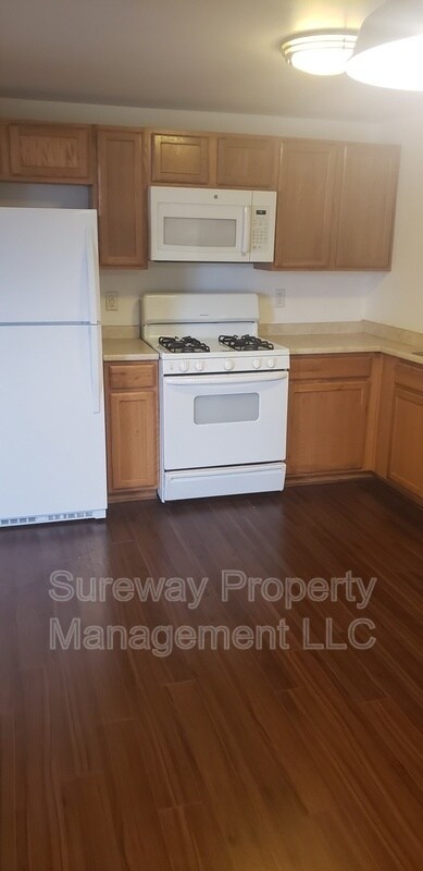 Foto principal - 18 E Main St