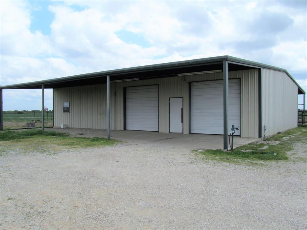 Primary Photo - 2057 Co Rd 2164