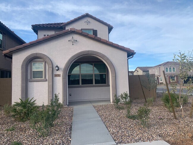 Foto del edificio - Newer home in most desirable home in Chandler, 3 Bed2 bath