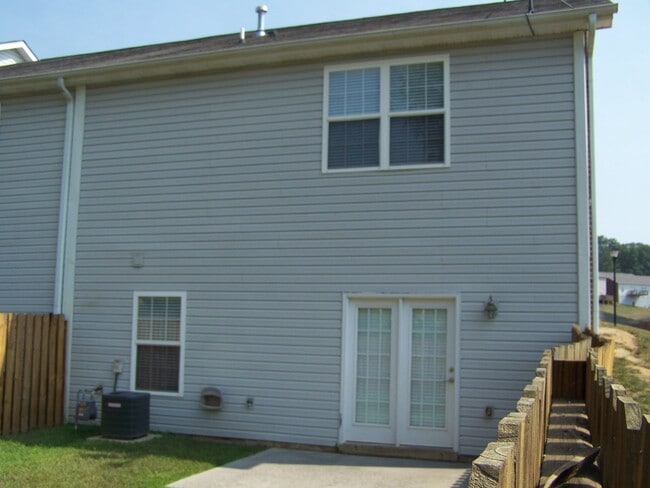 Building Photo - 7920 Ellisville Ln