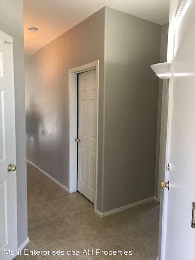 Building Photo - 4 br, 2 bath House - 20979 E DESERT HILLS ...