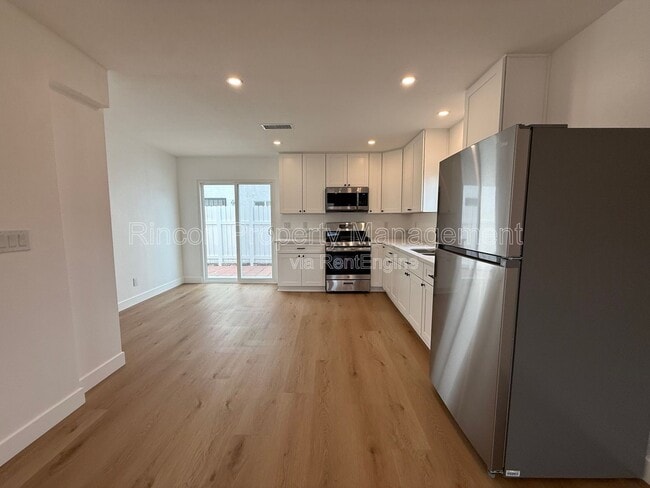 Foto del edificio - 607 Lemon Way