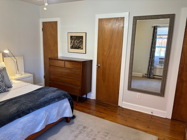 Foto del edificio - 375 Weaverville Rd