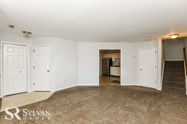 Foto del edificio - Charming 3BR, 2.5BA home is ready for you