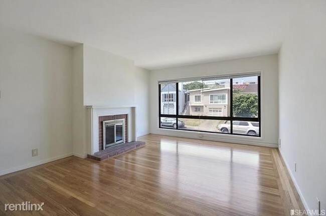 Building Photo - 2 br, 1.5 bath House - 1083 S Mayfair Ave