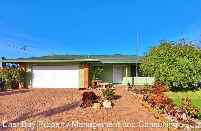 Building Photo - 4 br, 2 bath House - 6419 Jasmine Ave.