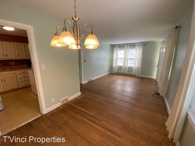 Foto del edificio - 3 br, 1 bath House - 1103 N. Elam Avenue