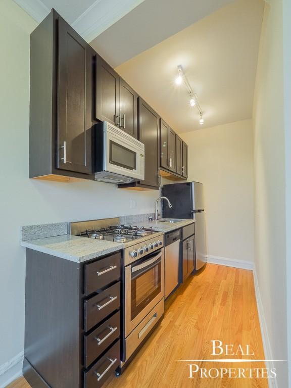 Foto del edificio - 0 bedroom in CHICAGO IL 60640